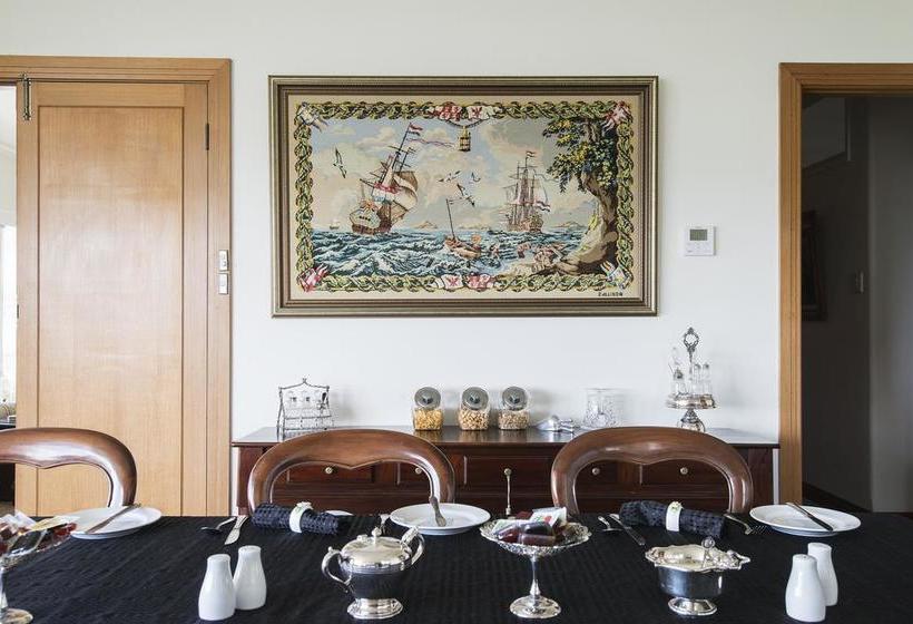 فندق Trevallyn House B & B