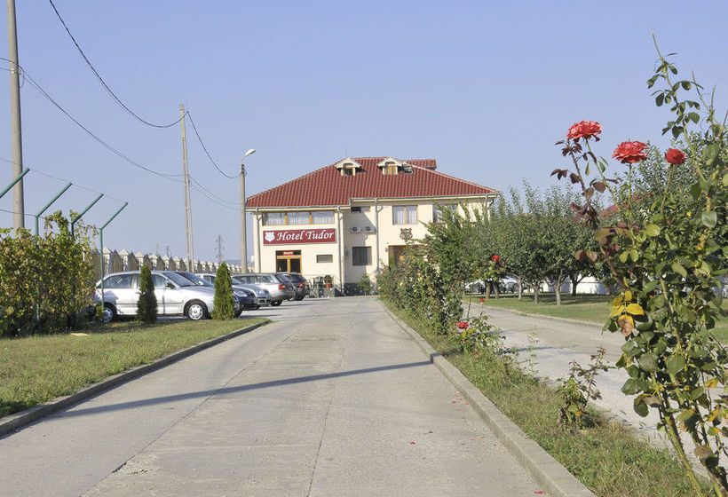 فندق Tudor