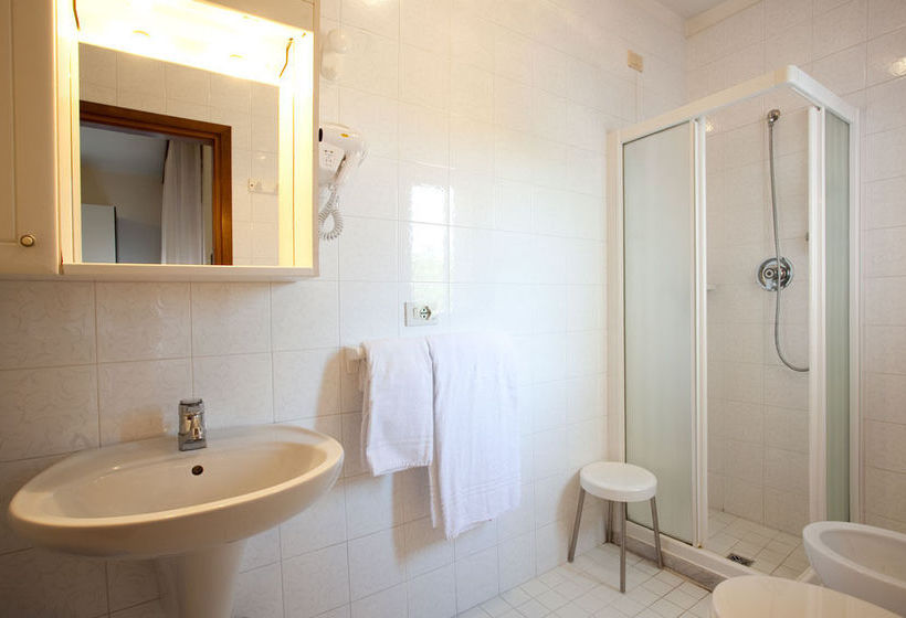 酒店 Villa Eugenia   3 Stelle Superior Con Private Spa E Piscina