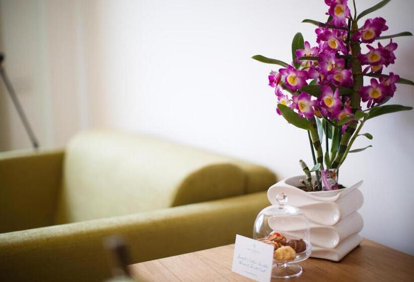 فندق Villa Fiorella Art