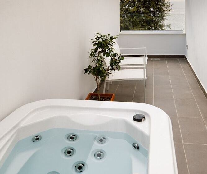 فندق Villa Fiorella Art