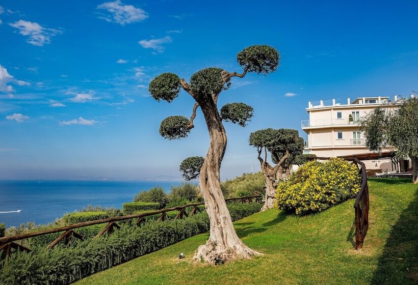 فندق Villa Fiorella Art