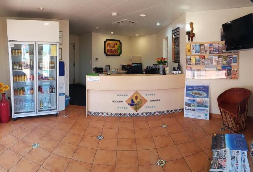 هتل Villa Mirasol Motor Inn