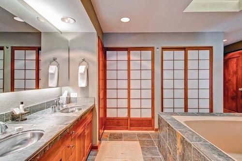 فندق Village Ford Hall