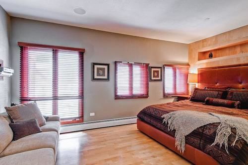 فندق Village Ford Hall