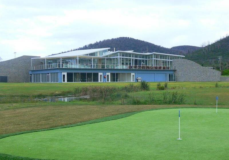 בית מלון כפרי White Sands Estate