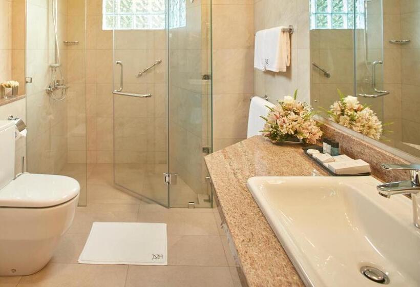 Manor House Boutique Villa