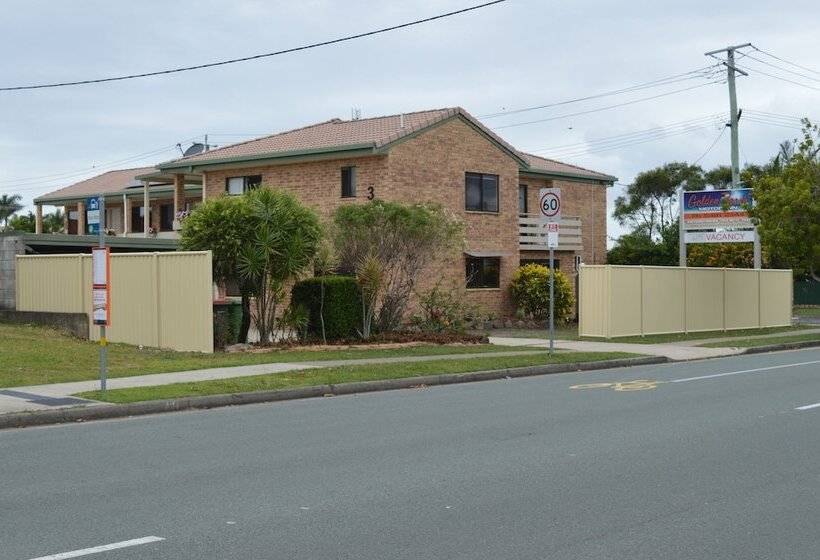 Мотель Golden Beach Motor Inn, Caloundra