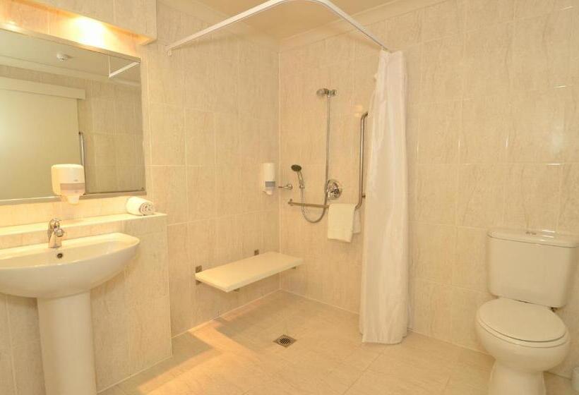 مُتل Senator Motor Inn