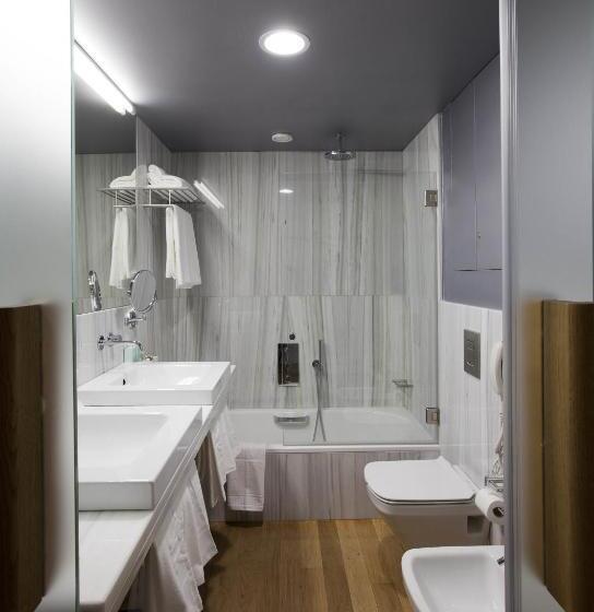 Parador Castillo De Monterrei