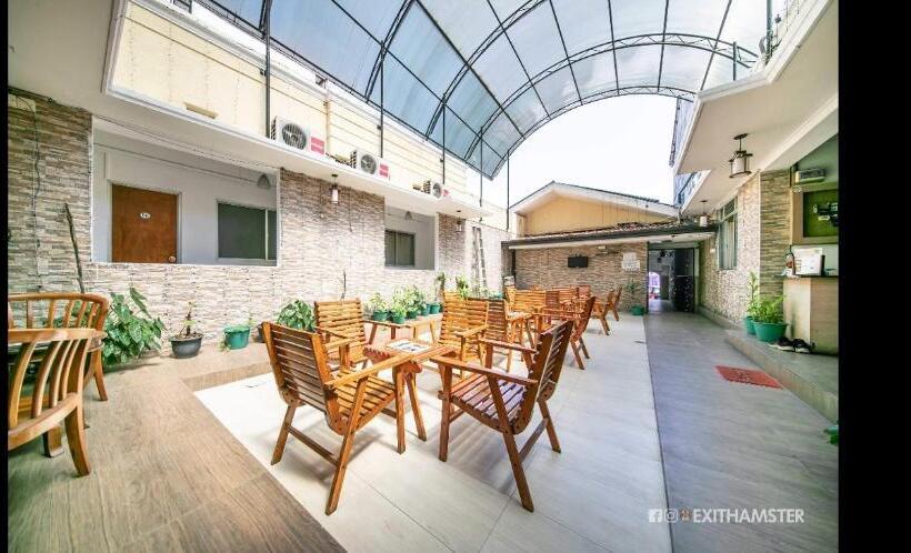 بنسيون Charlton Kandy City Rest