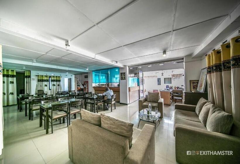 بنسيون Charlton Kandy City Rest