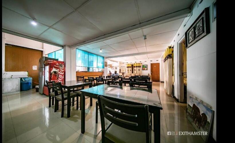 بنسيون Charlton Kandy City Rest