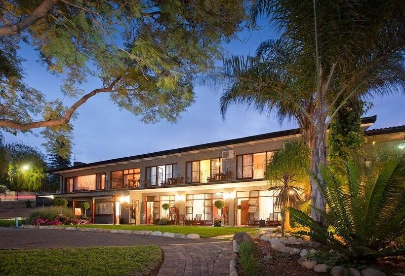 پانسیون Miles B&b Guest House