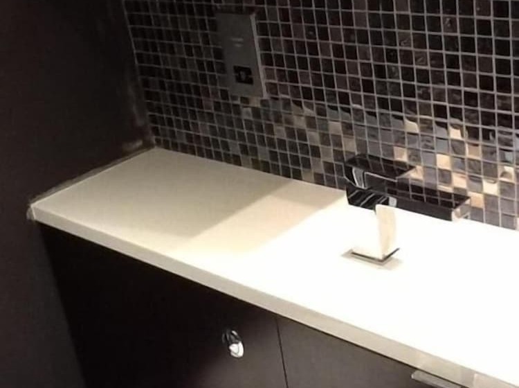 ペンション Shorehead Guest House