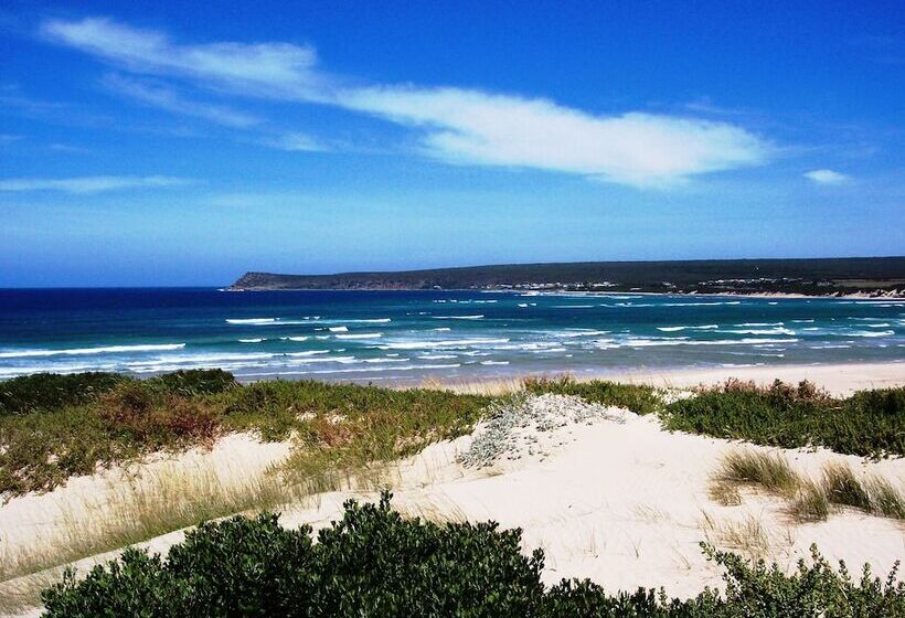 ペンション Whale Watchers Inn