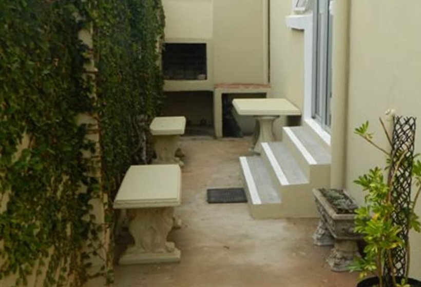 ペンション Whale Watchers Inn