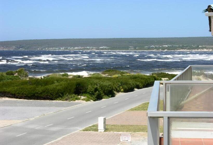 ペンション Whale Watchers Inn