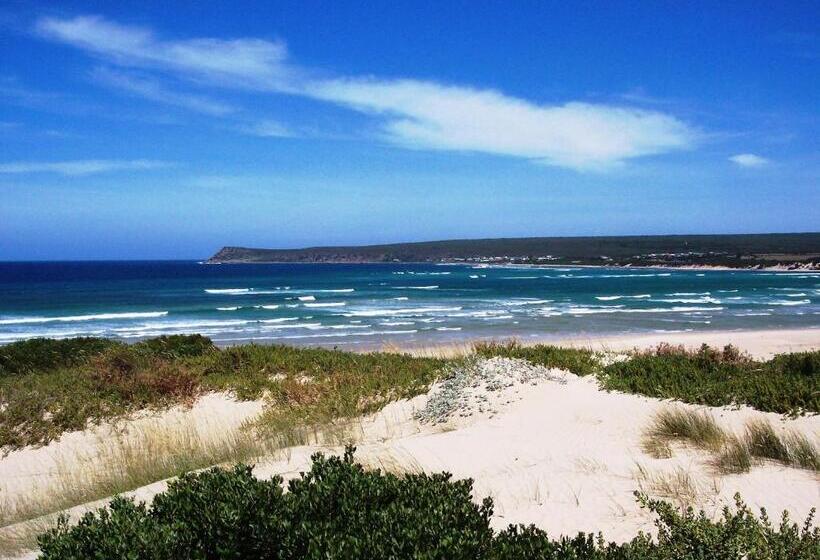 ペンション Whale Watchers Inn