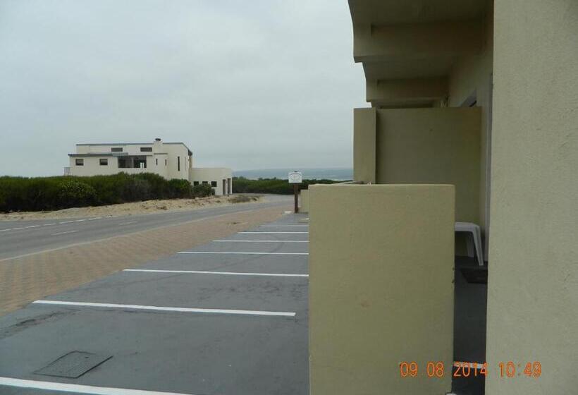 ペンション Whale Watchers Inn