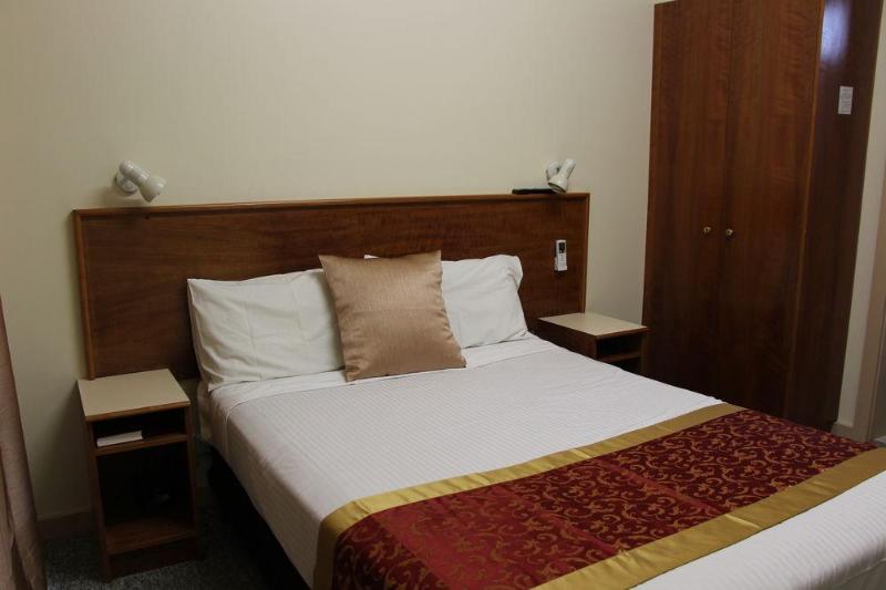 The Pioneer Way Motel