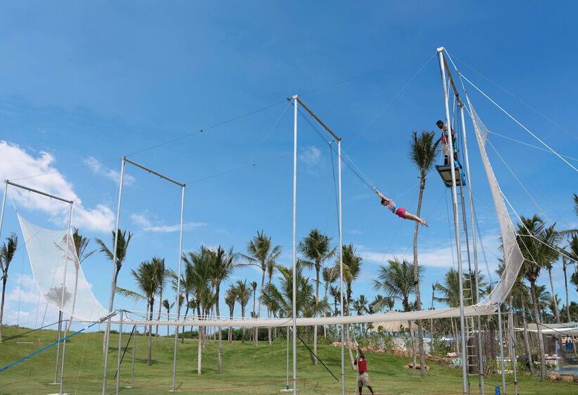 リゾートホテル Shangrila Hambantota