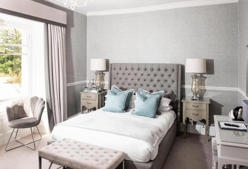 Roundthorn Country House & Luxury Apartments