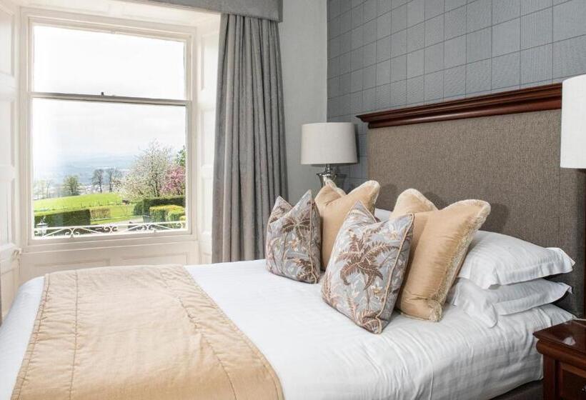 Roundthorn Country House & Luxury Apartments