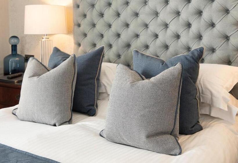 Roundthorn Country House & Luxury Apartments