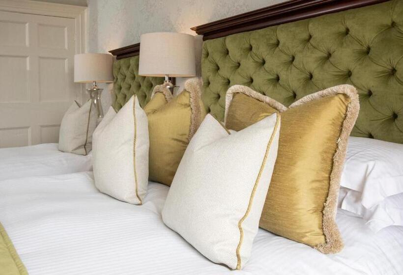 Roundthorn Country House & Luxury Apartments