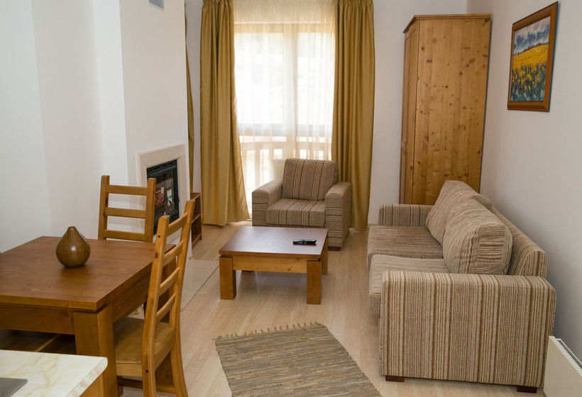 בית מלון כפרי St. John Hill Apartments