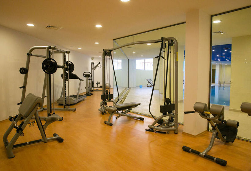 בית מלון כפרי St. John Hill Apartments