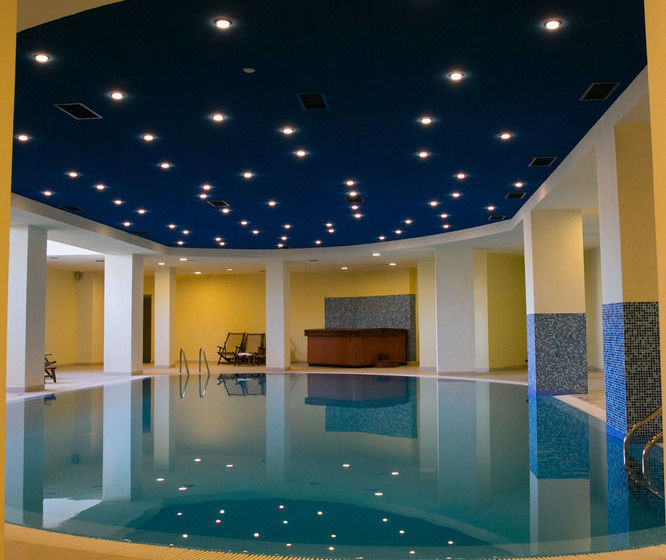 בית מלון כפרי St. John Hill Apartments