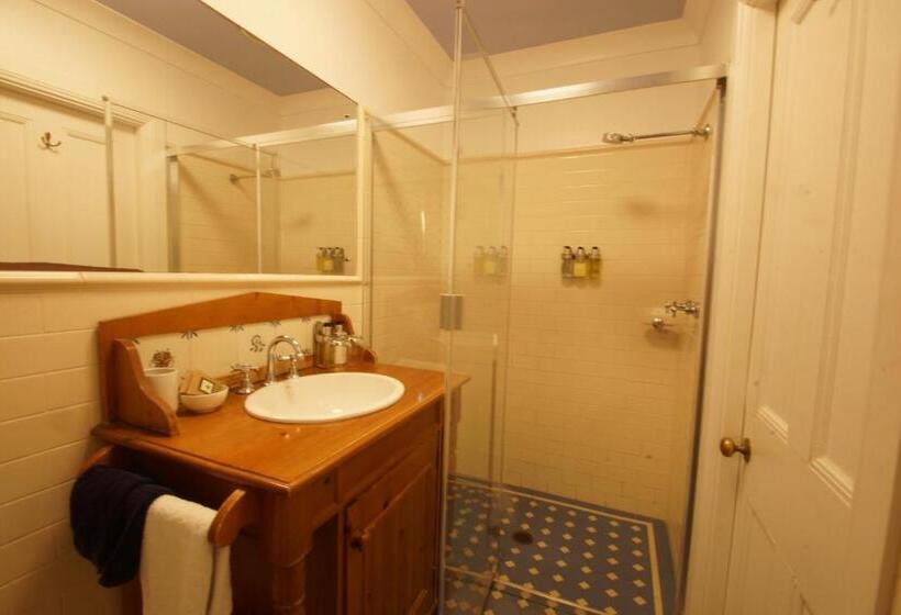 The Carriages Boutique Hotel and Vineyard