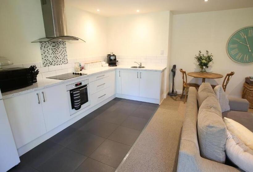 The Retreat At Stirling