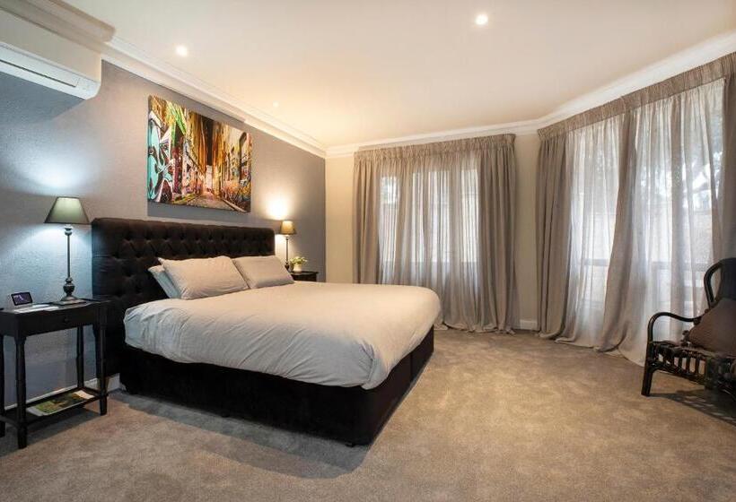 The Retreat At Stirling