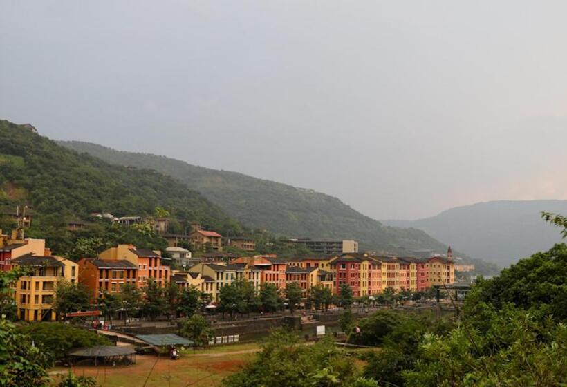 The Waterfront Shaw  Lavasa