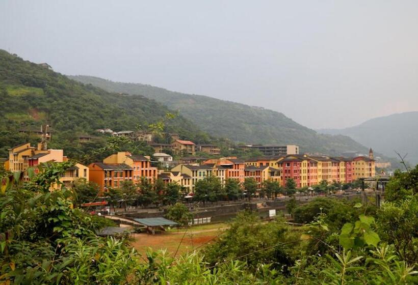 The Waterfront Shaw  Lavasa