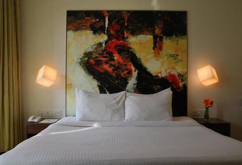 The Waterfront Shaw  Lavasa