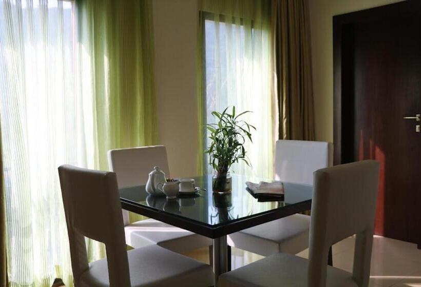 The Waterfront Shaw  Lavasa