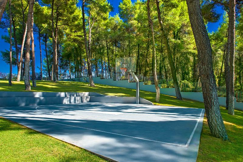 The White Villa At Sani