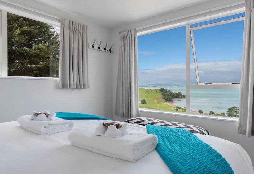 Woodside Bay Cottage