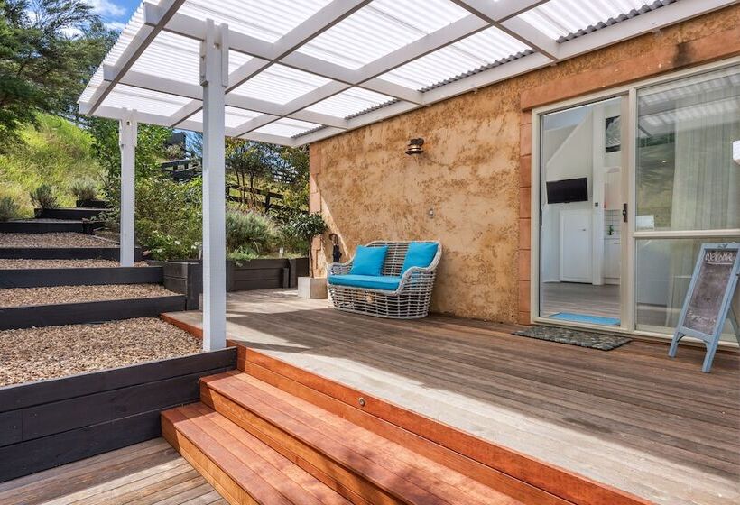 Woodside Bay Cottage