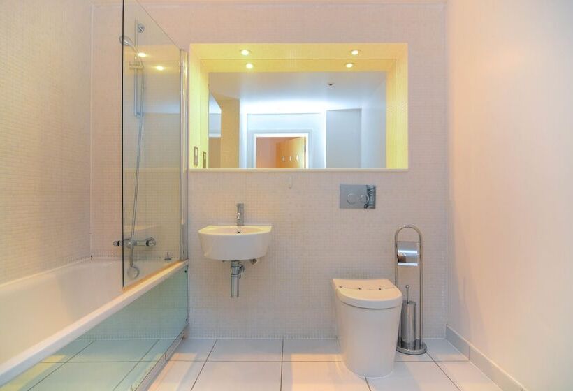 Apartment Wharf Indescon Wharf