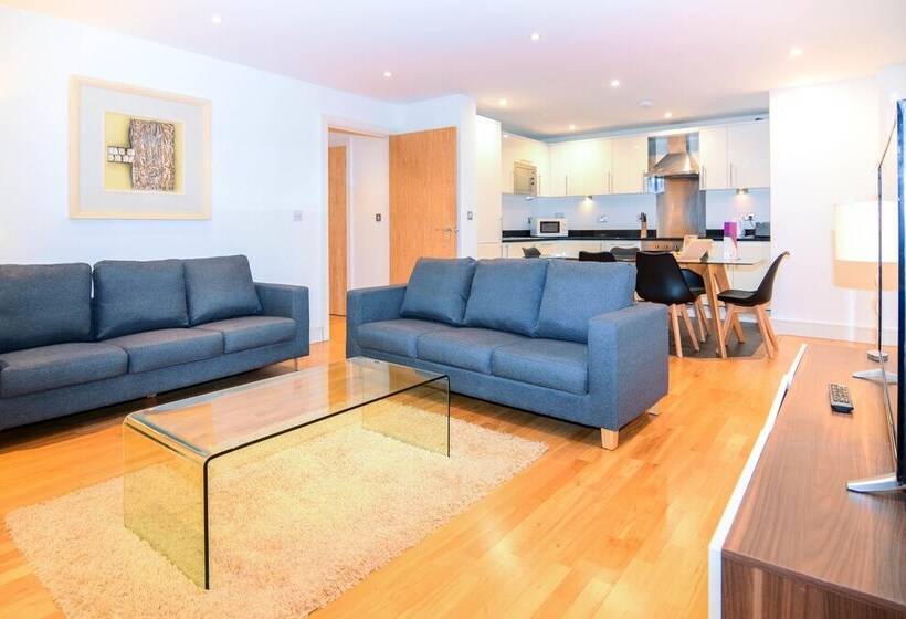 Apartment Wharf Indescon Wharf