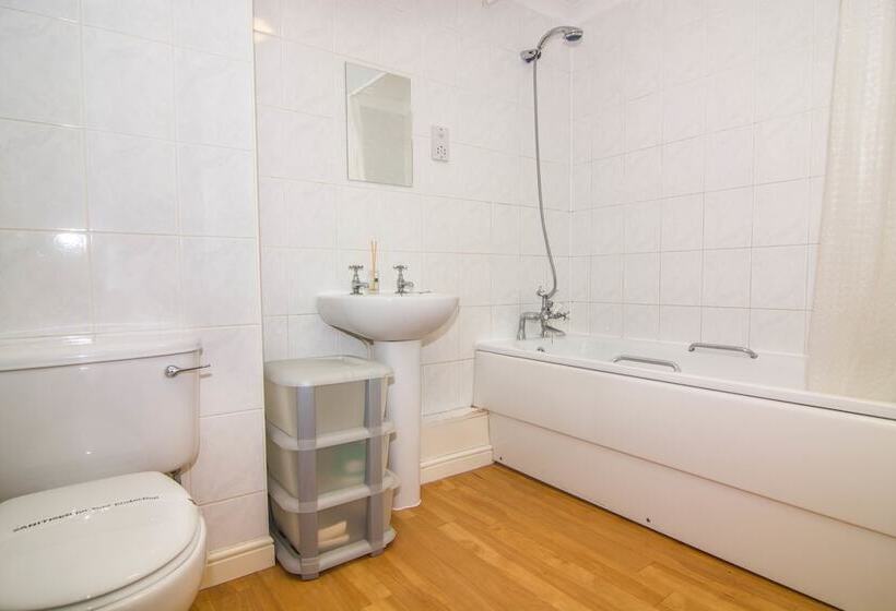 Apartment Wharf – Meridian Place