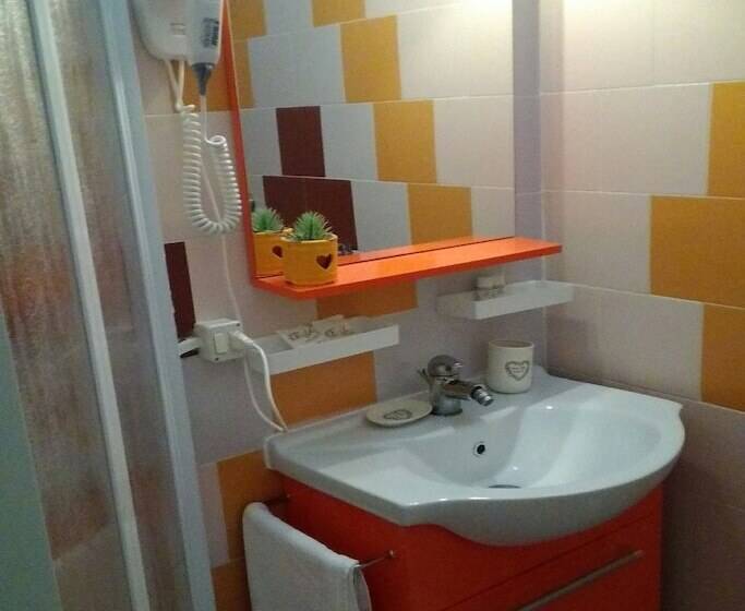 B&b Sweet Home Two Steps From The Ruins..