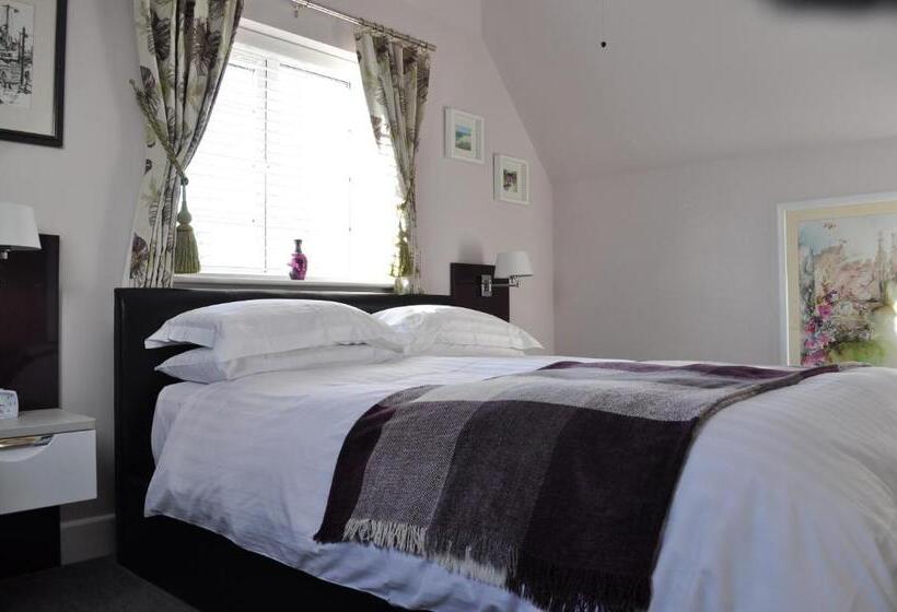 مبيت وإفطار Canford Crossing