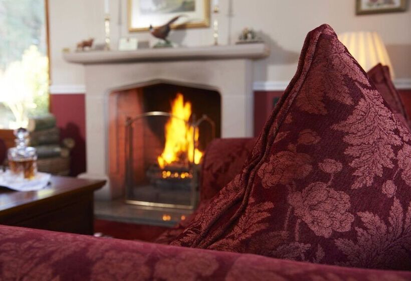 مبيت وإفطار Daviot Lodge