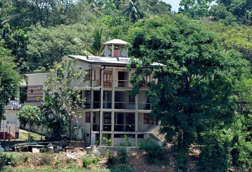 민박 Rivorich Residence Kandy